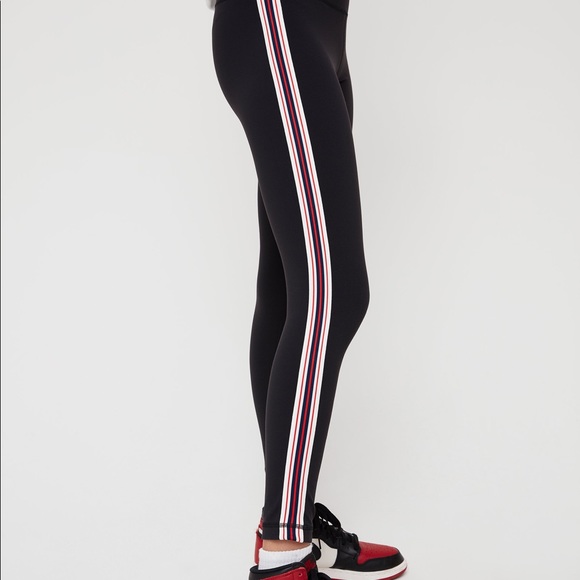 Aritzia Tna Atmosphere Legging 